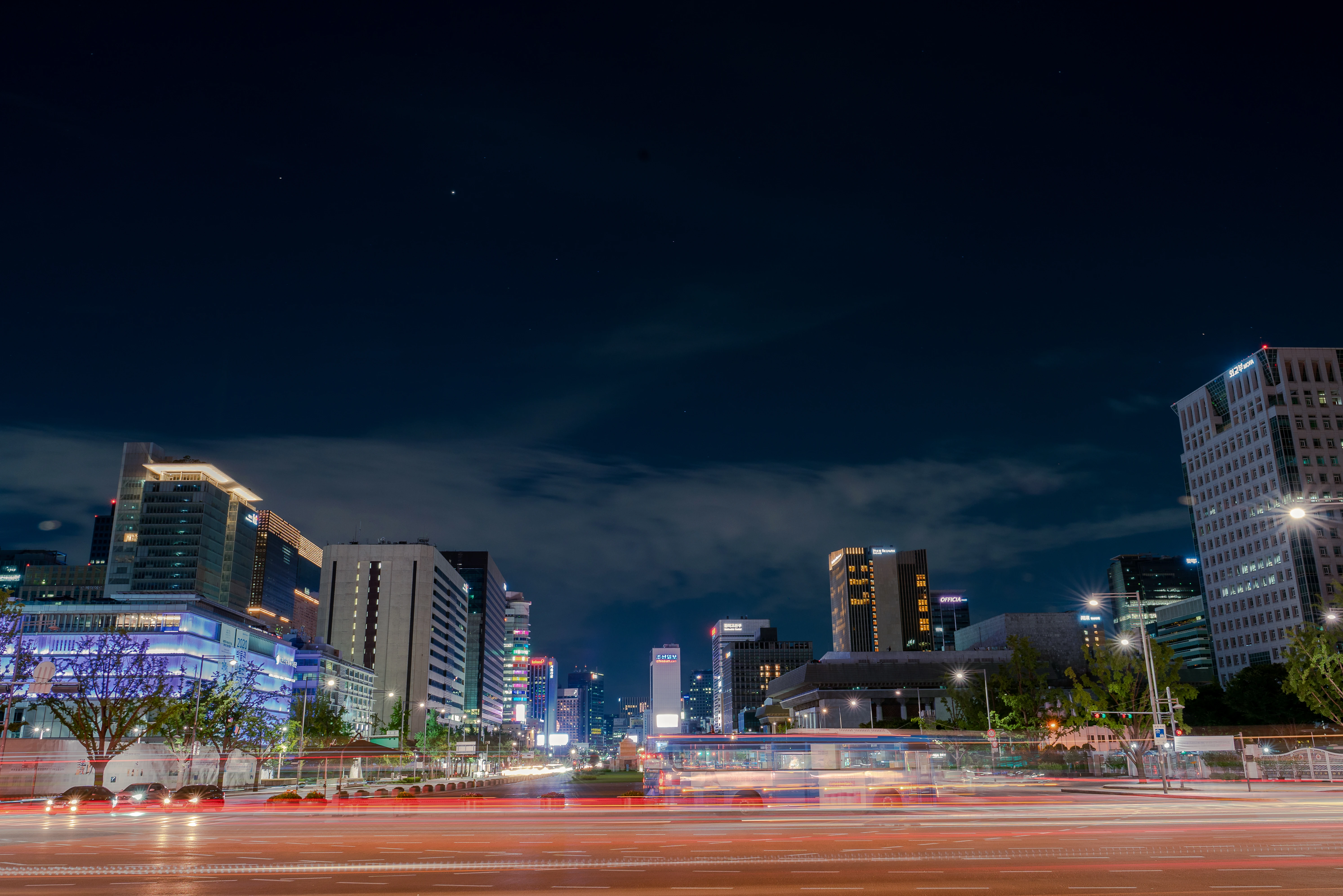 Vibrant Seoul Cityscape Under the Night Sky