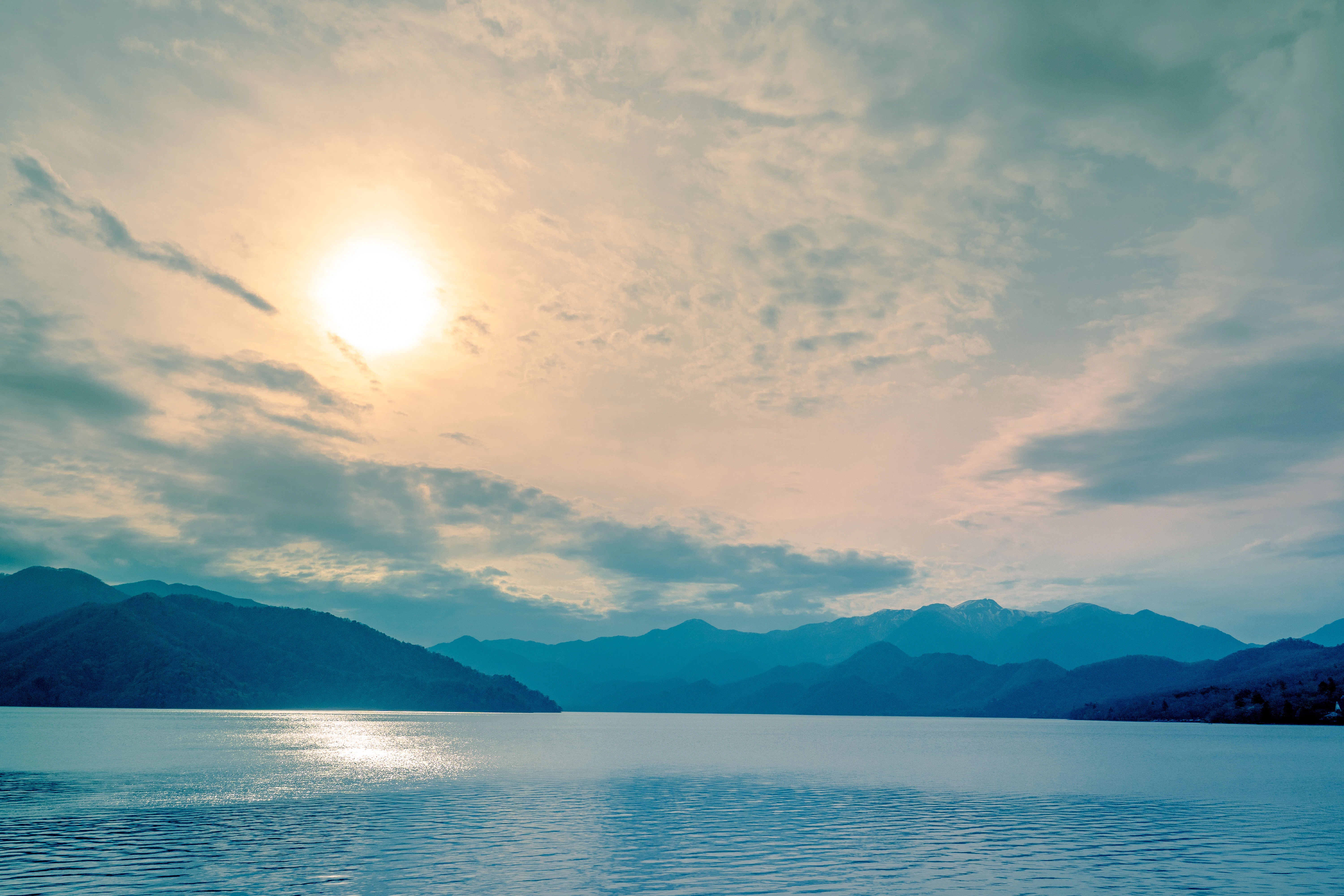Calm Reflections Under a Hazy Sky