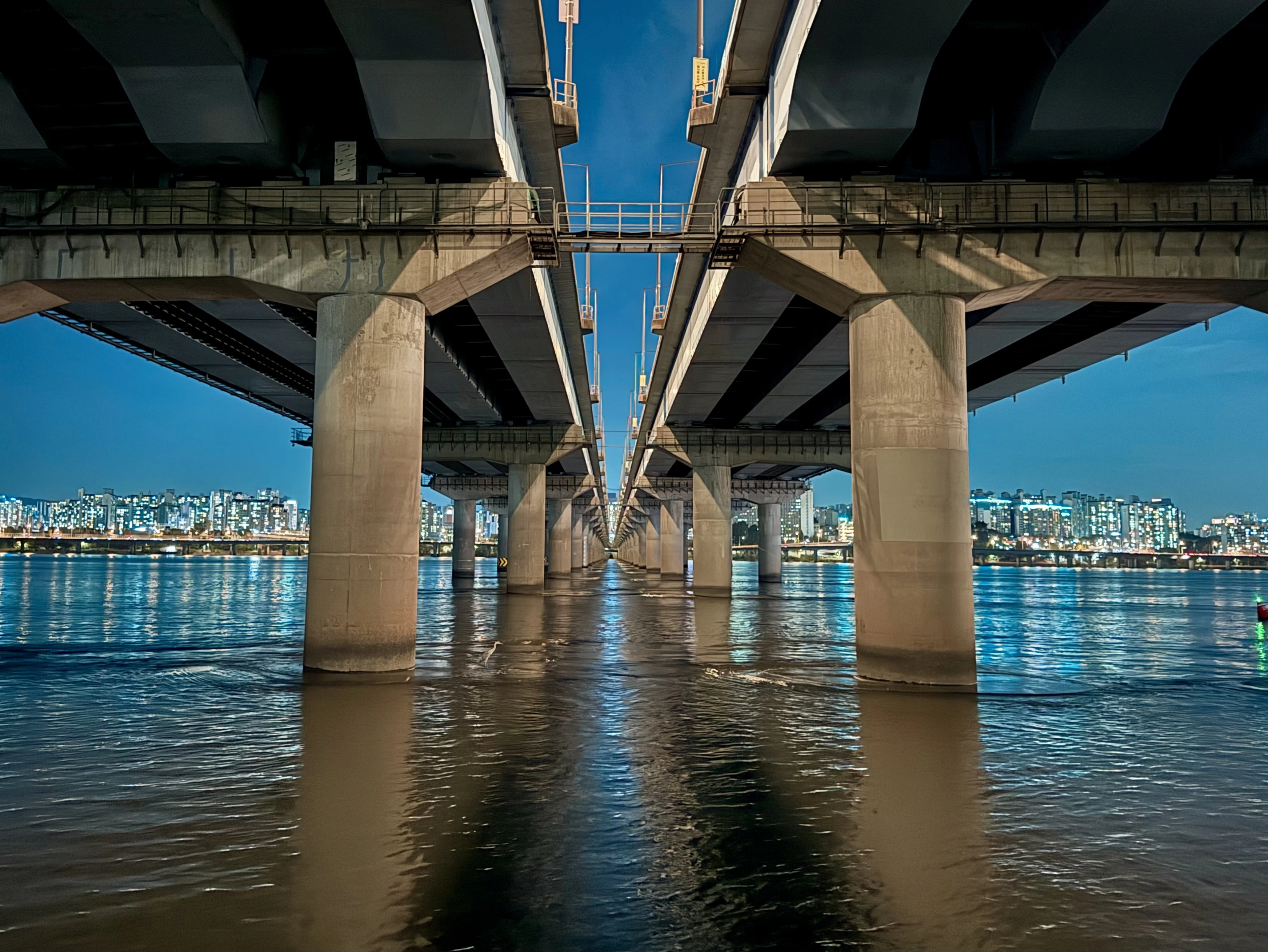 Symmetry Across the Han: Mapo Bridge by Night